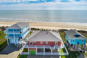 Beachfront Bliss!