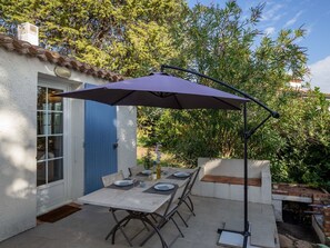 Building, Plant, Table, Sky, Shade, Cloud, Window, Tree, Outdoor Furniture, Outdoor Table