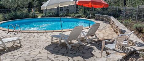 Water, Plant, Property, Tree, Swimming Pool, Shade, Umbrella, Outdoor Furniture, Chair, Leisure
