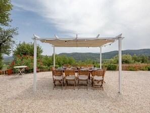 Ciel, Montagne, Jour, Bâtiment, Plante, Paysage Naturel, Maison, Végétation, Montagnes, Arbre