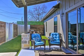 Private Backyard & Patio