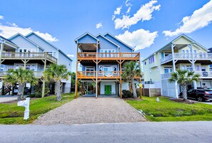 324 Oceanaire Dr (Beach  Bliss [Ext. Refresh]) - watermarked-2