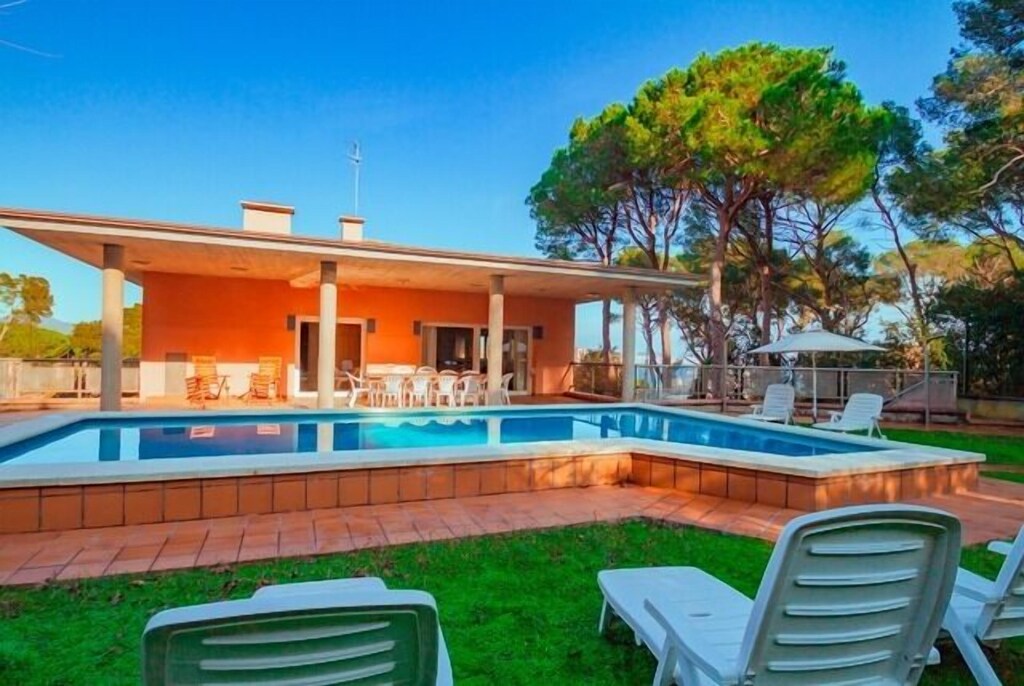 Picture of villa
