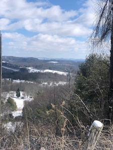 Elegant Yurt /Views/Hiking within 1 mile