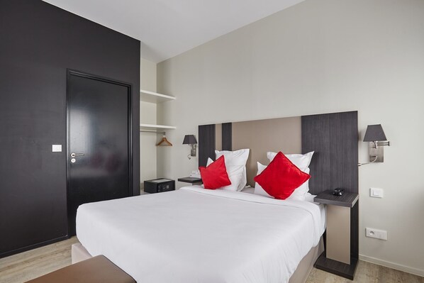 Welcome to our cozy suite with a Double bed or 2 Single beds!