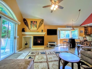 Access to the back deck with mountain views!