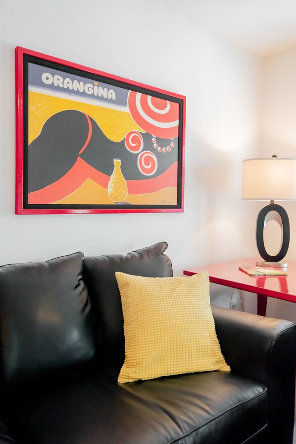 The décor in the home offers interesting fun unique hipster vibe.