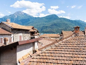 Dach, Wand, Berg, Himmel, Gebäude, Die Architektur, Haus, Dorf, Tourismus, Historische Seite