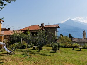 Hill Station, House, Mountain, Mountain Range, Town, Rural Area, Tree, Home, Alps, Roof