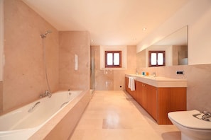 Bain