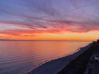 Book Your 2021 Vacation! “Halfway To Heaven” at Caribbean Resort~