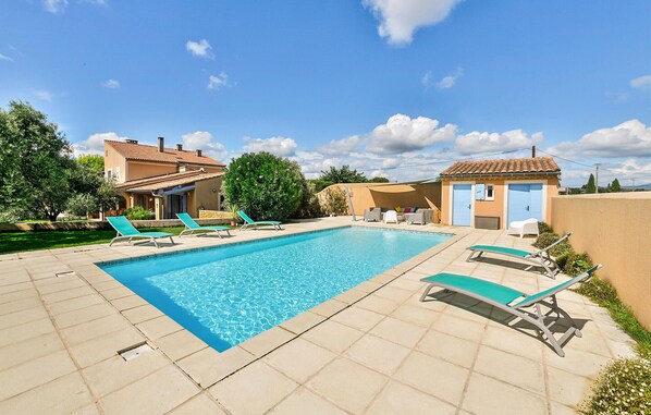 pool