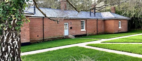 Front entrance to property.