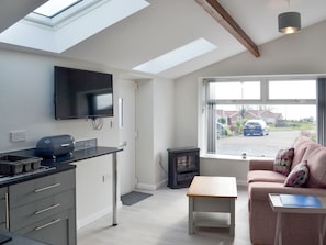 Lovely light and airy open living space | The Old Forge Cottage, Sewerby, near Bridlington