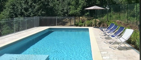 Piscina, Proprietà, Tempo Libero, Erba, Casa, Backyard, Immobiliare, Rettangolo, Casa, Costruzione