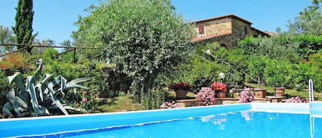 Piscina, Proprietà, Tempo Libero, Ricorrere, Immobiliare, Casa, Vacanza, Costruzione, Villa, Albero