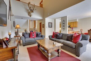 Living Room | Main Level