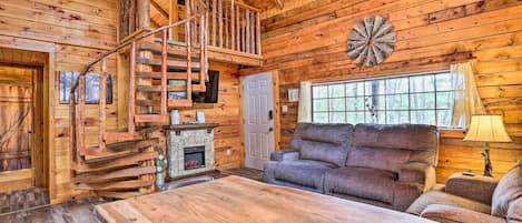 Broken Bow Vacation Rental | 1BR | 1BA | Step-Free Access | 655 Sq Ft