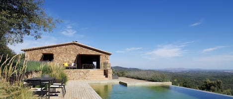 Pool and outside dining area