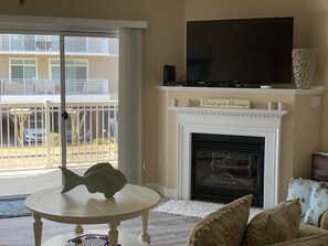 Beautiful gas fireplace and Smart TV.