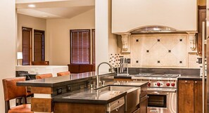 4 Bedroom