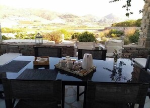 Outdoor dining