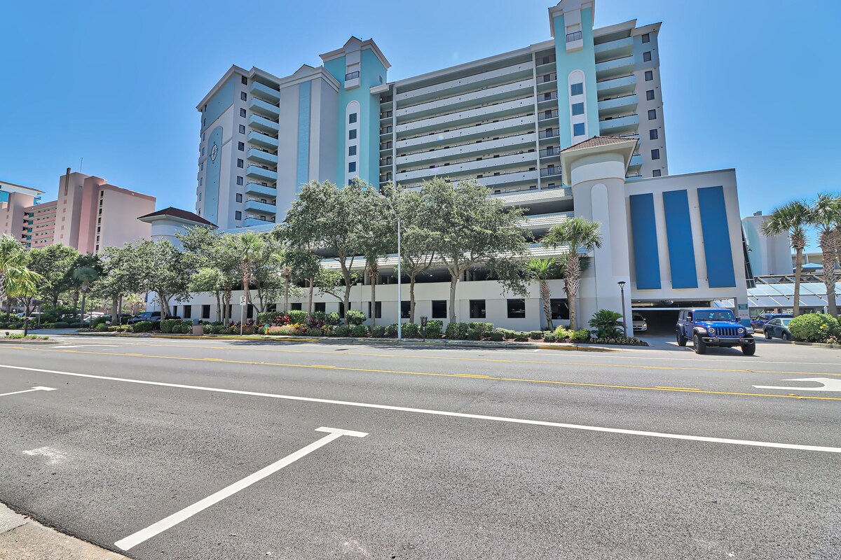 Direct Oceanfront Condo in Myrtle Beach, SC.