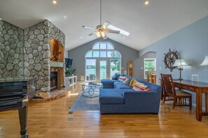 Lakeview living room