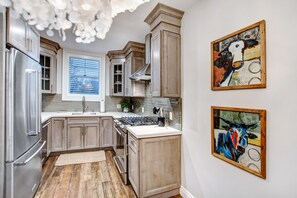 Gourmet Kitchen
