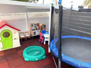 Villa Victoria play area 