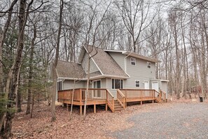 Exterior | Wooded Location | Community Amenities Access