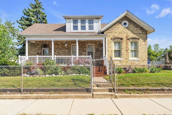 Front view of house.