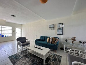 Chalet 5 · CASA Aruba Beach Chalet # 5 (186)