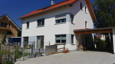 Vermiete eine zwei Zimmer Ferienwohnung in Bayern (LK Erding)