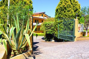 Jardines del alojamiento