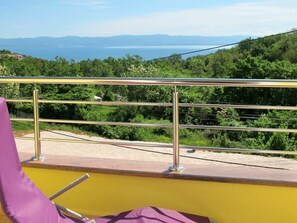 Propriété, Loisir, Vacances, Arbre, Ombre, Balcon, Paysage, Maison, Plante, Métal
