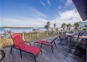 Huge new deck overlooking the lagoon