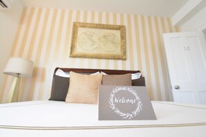 The Map Room (Queen)