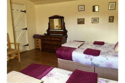 The Sanctuary: Secluded 5 Bed Cottage sleeps 10