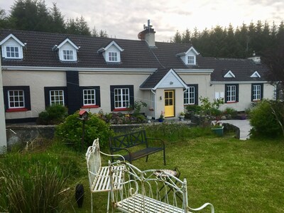 The Sanctuary: Secluded 5 Bed Cottage sleeps 10