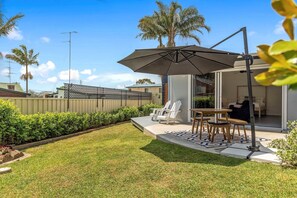 Private Garden - Studio Ocean Breeze, Huskisson, www.southcoastholidayretreats.com (1)