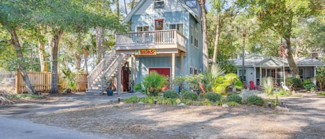 Folly Beach Vacation Rental | 2BR | 2BA | Stairs Required | 1,200 Sq Ft