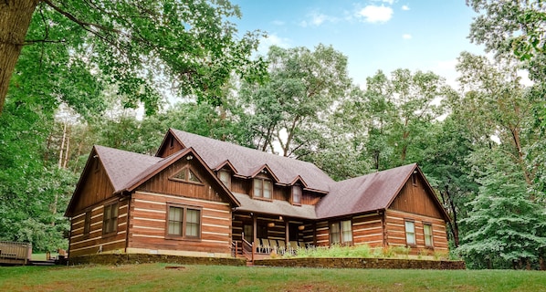 Grand Cabin