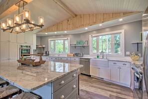 Kitchen | Stainless Steel Appliances | Blender