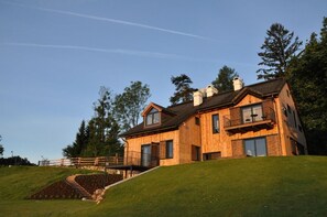 Architektenvilla in Vollholzfassade