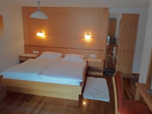  Doppelbett