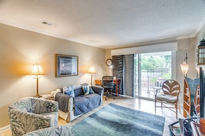 Living Room | 2nd-Floor Condo | Free WiFi