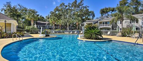 St. Simons Vacation Rental | 2BR | 2BA | Stairs Required | 1,100 Sq Ft