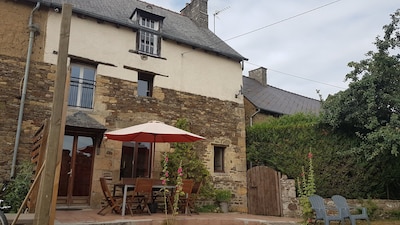 Maison proche de l'étang de Bétineuc (base de loisirs) à 10 min de Dinan