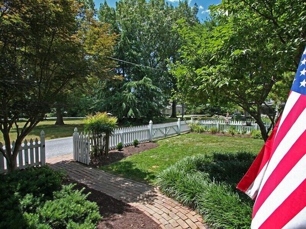 Fenced Yard